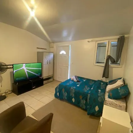 Apartment Charming 1-bed 20 Mins To Paris By Train Goussainville (Val-d'Oise)